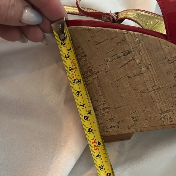 Towne Shoes Size 8 Platform Sandals - Picture 6 of 9